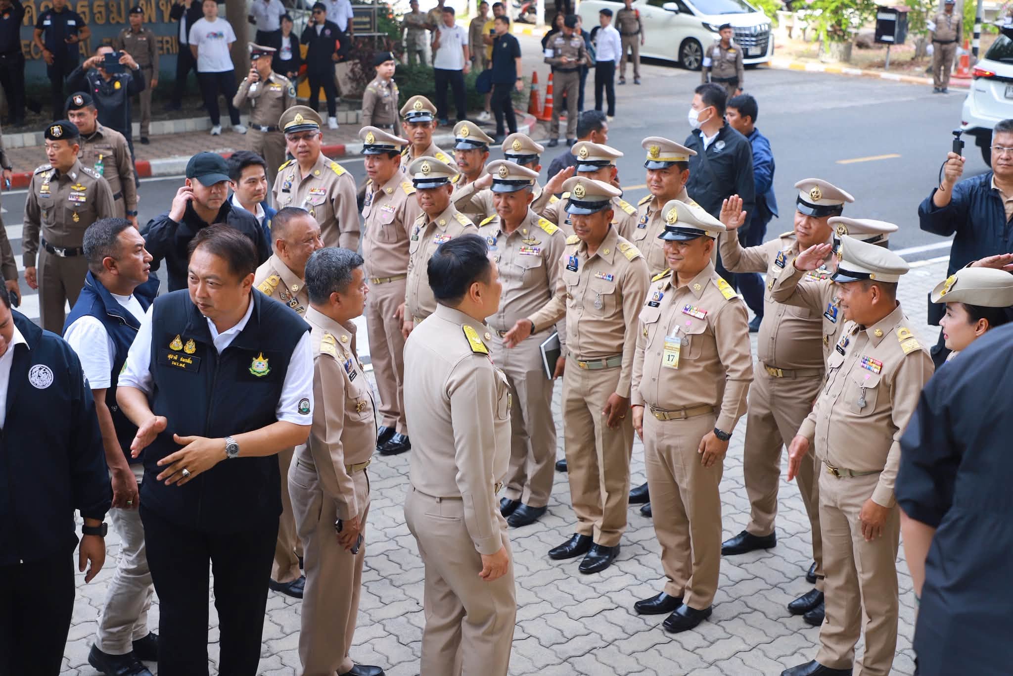 title - รองเลขาธิการ ส.ป.ก. ติดตามคณะรัฐมนตรีเกษตรฯ ร่วมเวทีระดมความเห็นการบูรณาการแนวทางพัฒนาพื้นที่ 5 จังหวัดภาคใต้ 